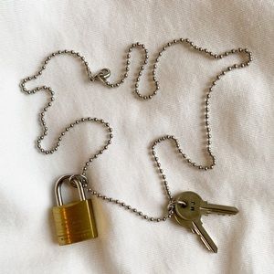Marc Jacob’s Mini Padlock Keychain Necklace Set